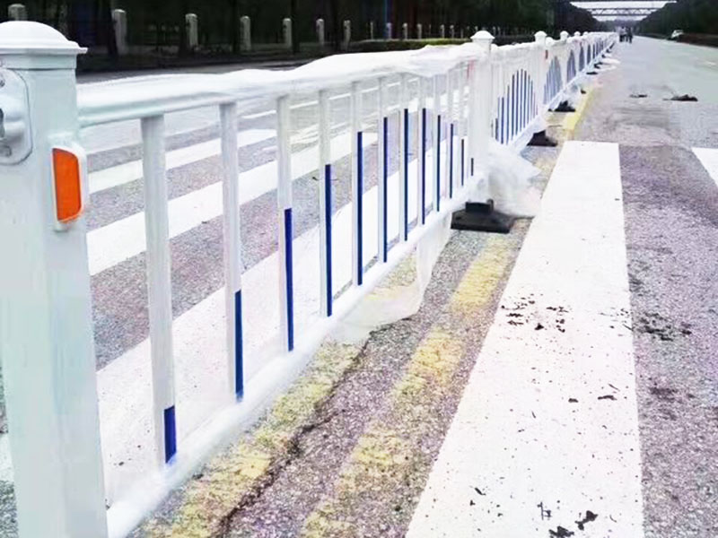 道路護欄